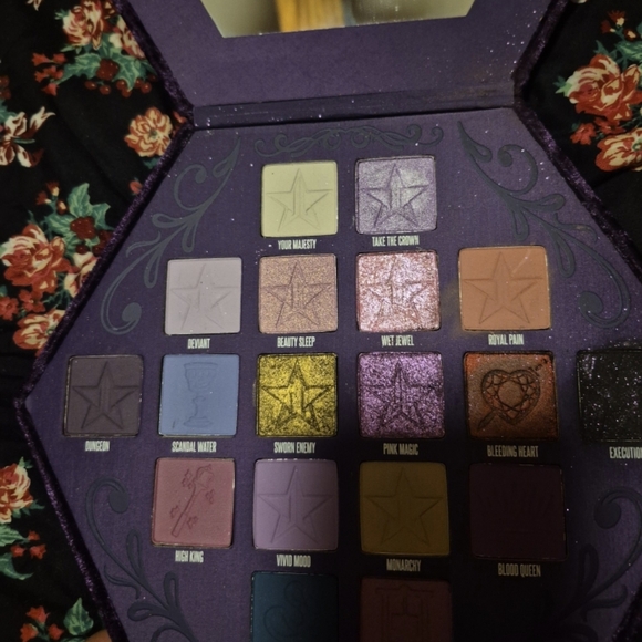 Jeffree Star Cosmetics Artistery Palette Blood Lust - Picture 3 of 4